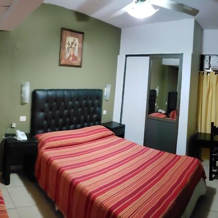 Hotel Bristol Парана Экстерьер фото
